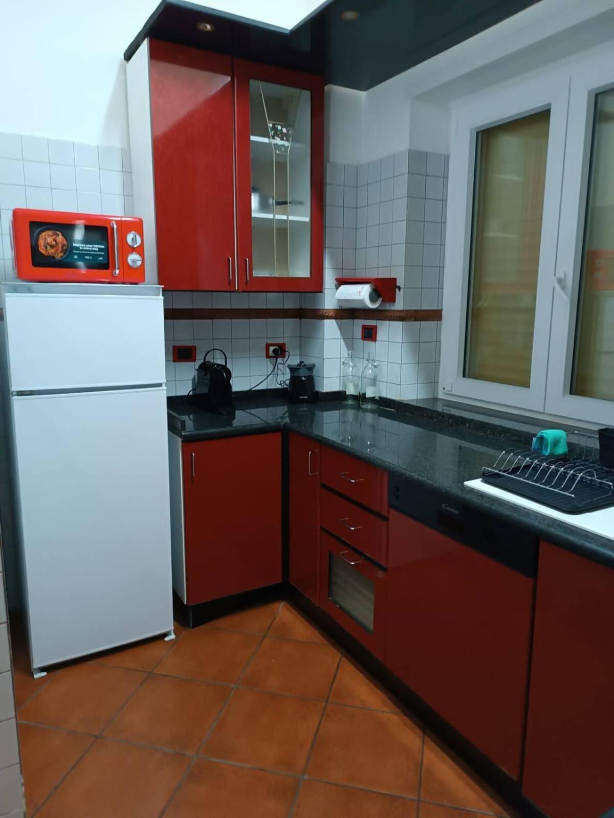 Camera Moderna Roma Ngoại thất bức ảnh
